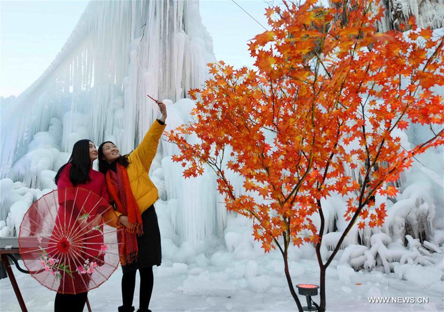 #CHINA-HEBEI-SHIJIAZHUANG-FROZEN WATERFALL (CN)