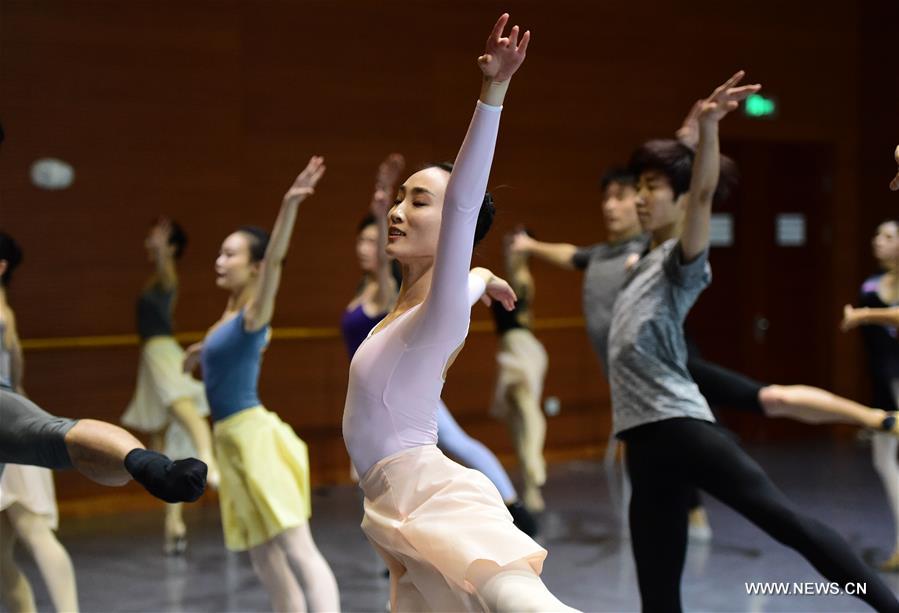 CHINA-SHENYANG-LIAONING BALLET TROUPE (CN)