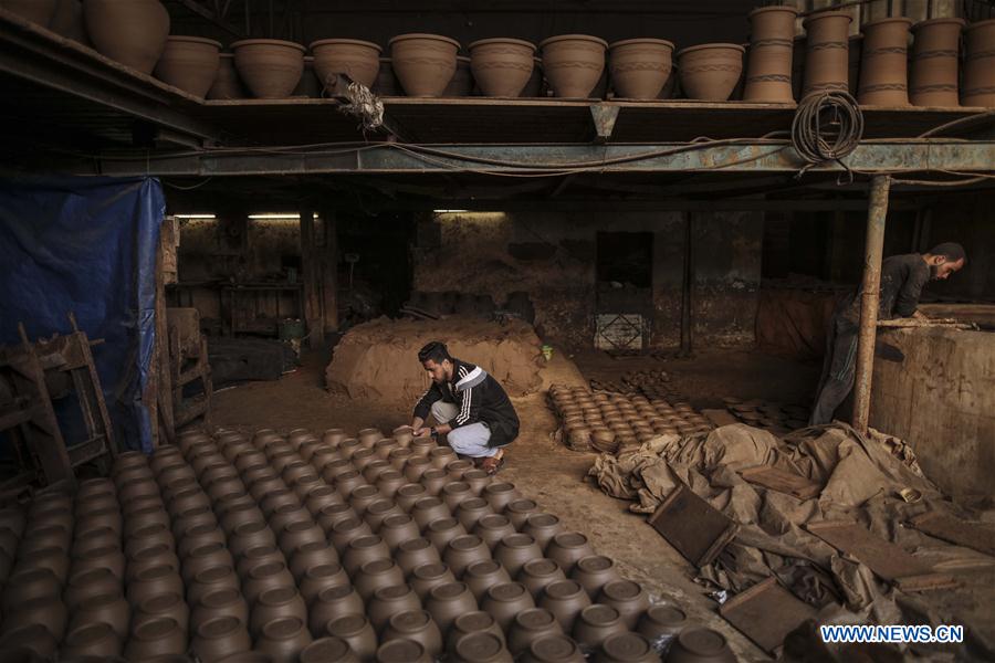 MIDEAST-GAZA-POTTERY