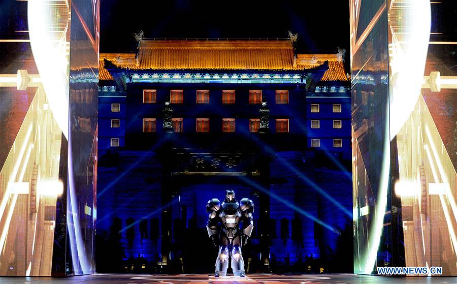 CHINA-SHAANXI-XI'AN-LIGHT SHOW (CN)