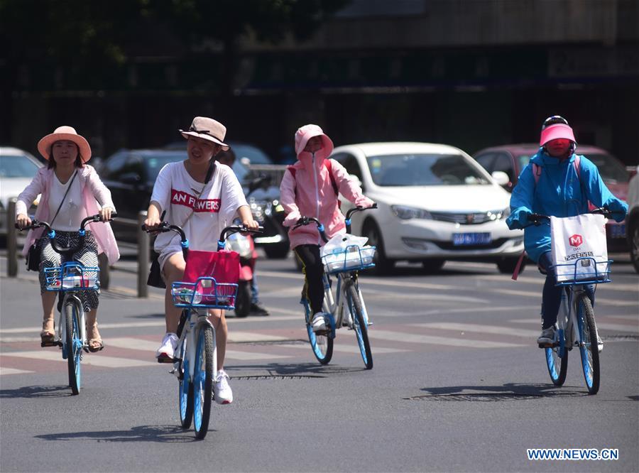 #CHINA-JIANGSU-WEATHER-HEAT (CN)