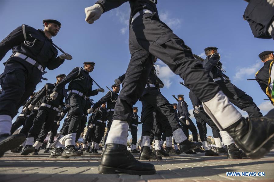 MIDEAST-GAZA CITY-MILITARY-GRADUATION CEREMONY