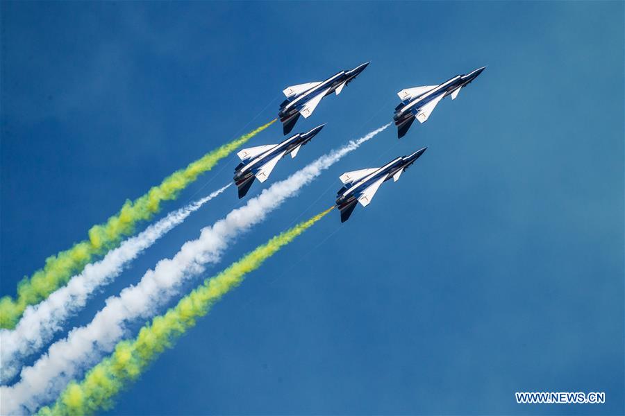 RUSSIA-KUBINKA AIRPORT-CHINA-AIR FORCE AEROBATICS TEAM-PERFORMANCE