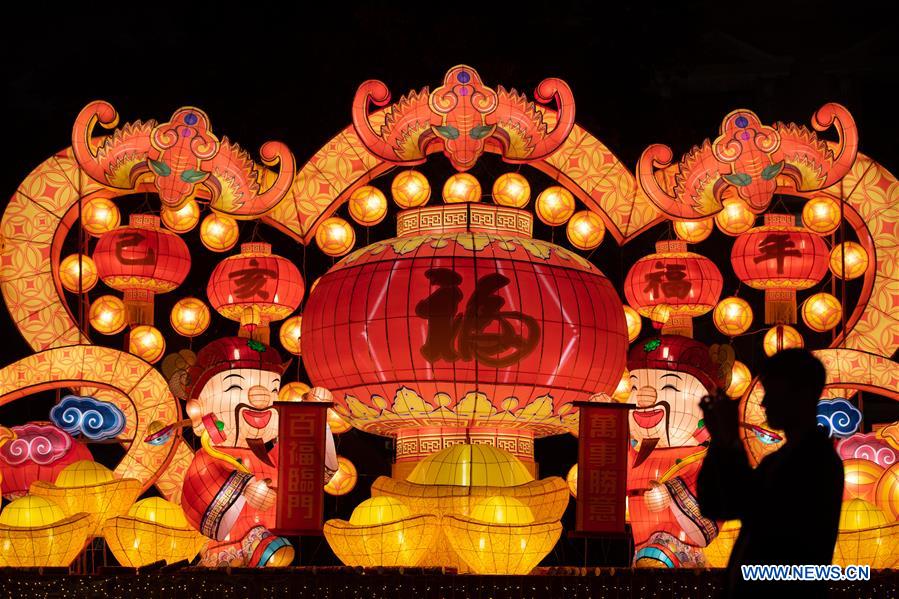 CHINA-MACAO-SPRING FESTIVAL-LANTERN DECORATION(CN)