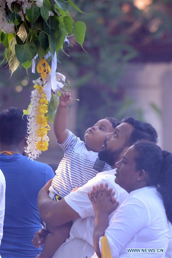 SRI LANKA-KELANIYA-POYA DAY