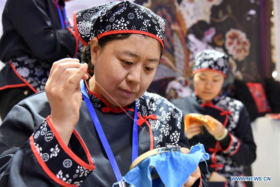 CHINA-SHANDONG-FOLK ART-FAIR (CN)