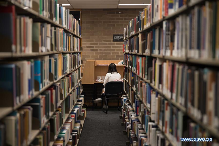 AUSTRALIA-LIBRARY-READING