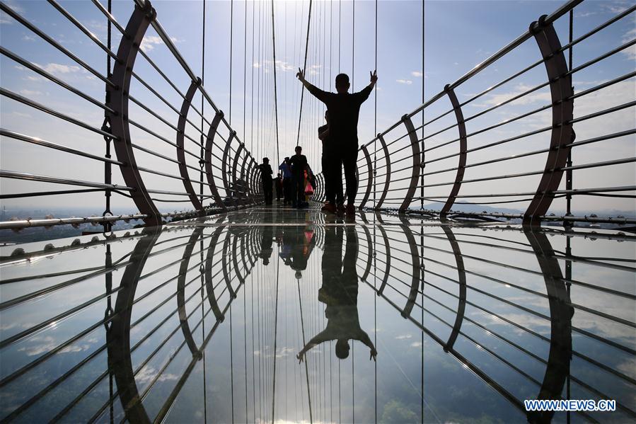 #CHINA-JIANGSU-JIANGYIN-GLASS BRIDGE (CN)