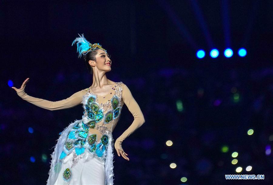 (SP)CHINA-ZHENGZHOU-NATIONAL TRADITIONAL GAMES OF ETHNIC MINORITIES-OPENING CEREMONY (CN)