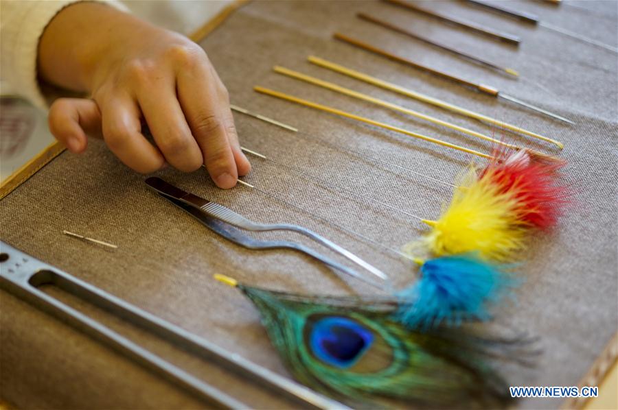 CHINA-CHONGQING-EAR CLEANING SKILL (CN)