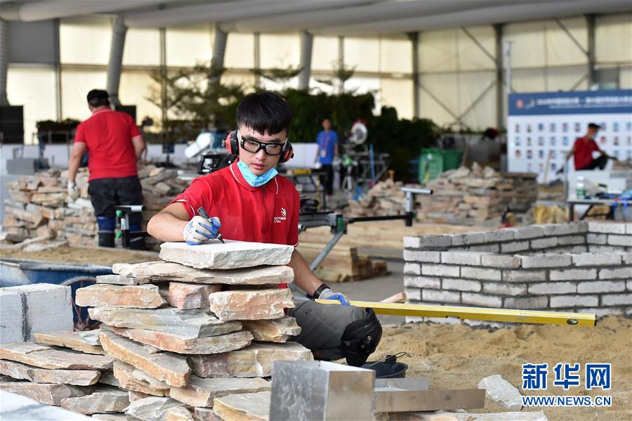 （新华全媒头条·图文互动）（2）上下合力，聚力破障，开辟“大国工匠”建设新格局