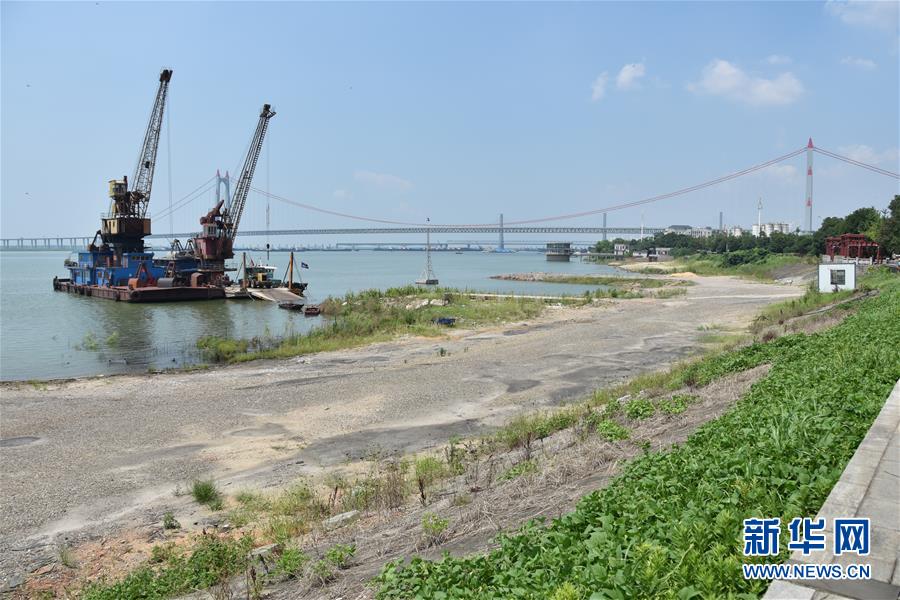 （大江奔流——来自长江经济带的报道·图文互动）（2）登岳阳楼，又见“浩浩汤汤”