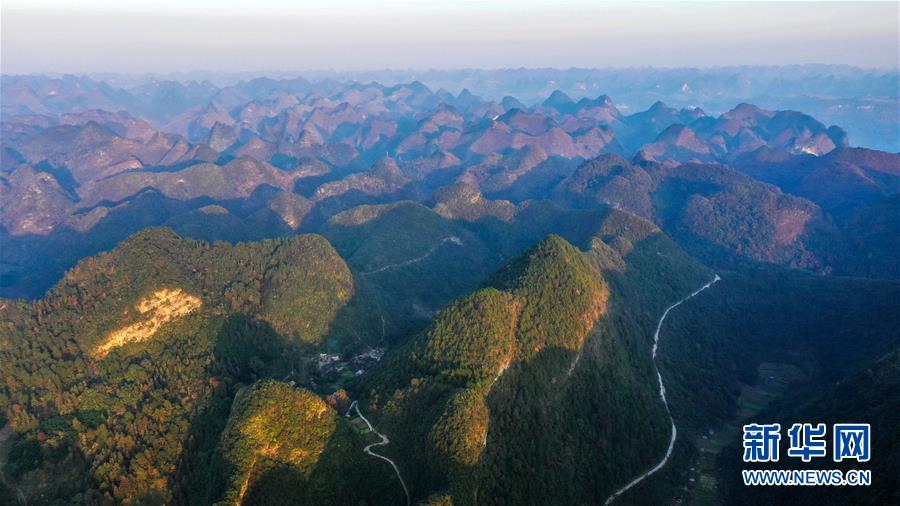 （新华全媒头条·图文互动）（1）“七迁”出深山——贵州瑶乡之变浓缩极贫地区脱贫攻坚奋斗史