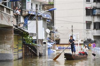 洪水来时，那暖心的民间救援