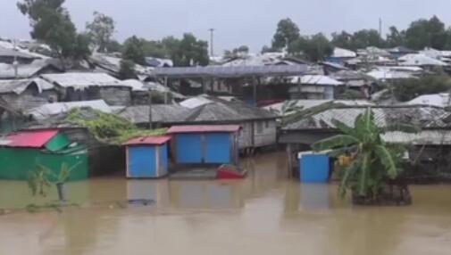 天灾！暴雨倾盆 孟加拉国难民村30万人被困